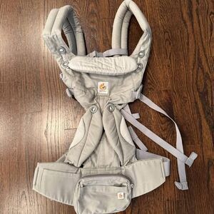 Ergo Baby Omni 360